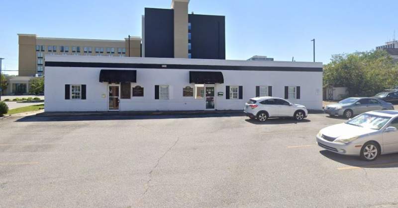 1620 Lady Street Commercial Office  Image